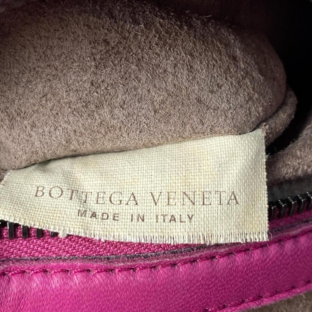 BOTTEGA VENETA Pink Intrecciato Shoulder Bag - Picture 11 of 16